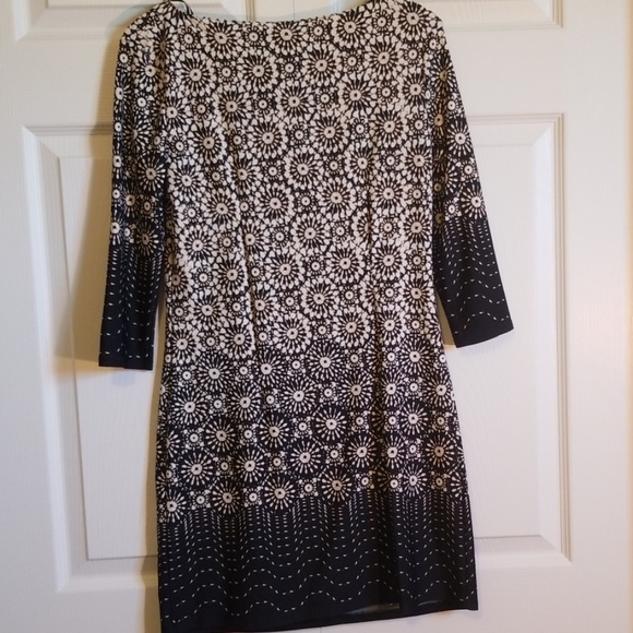 Atmosphere dress - Picture 4 of 4